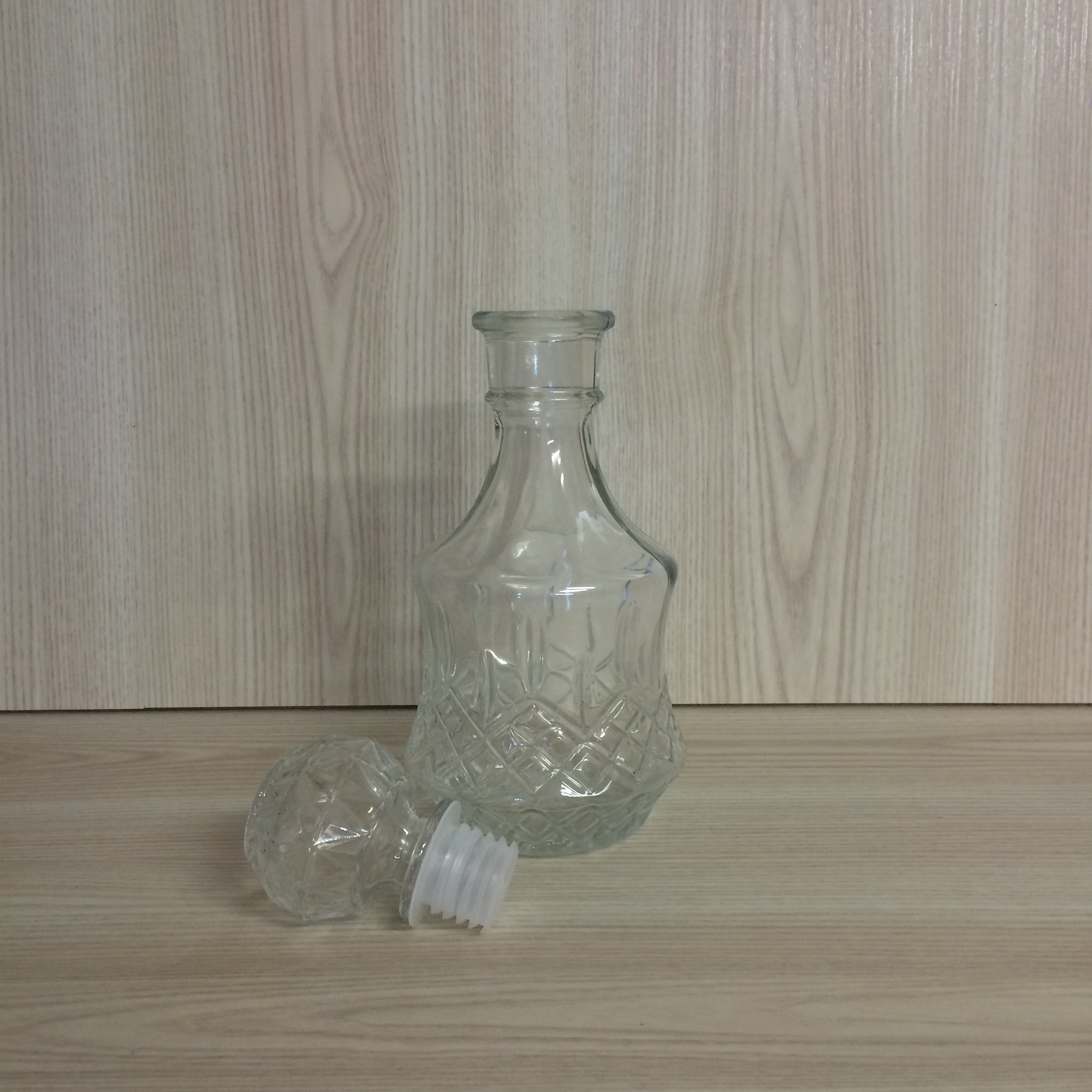 crystal cut decanter hire