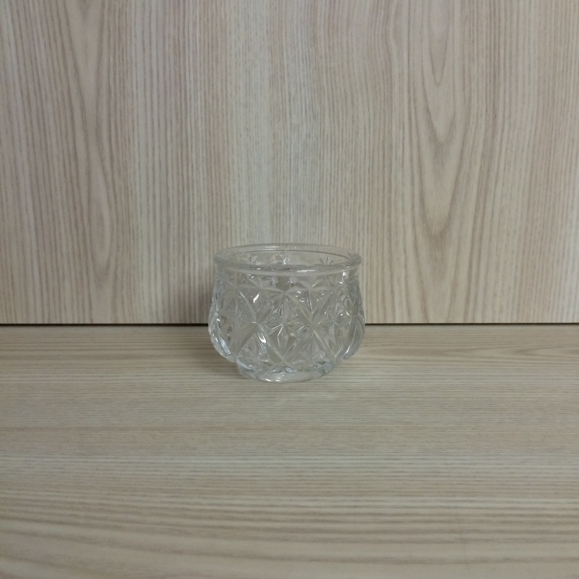 CUT GLASS BOWL CLEAR