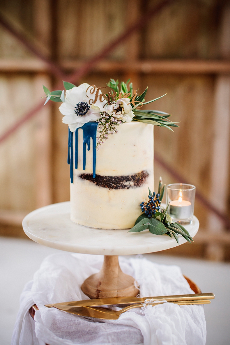 marble cake stand hire nz