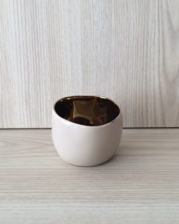 salt and pepper pinch pot hire