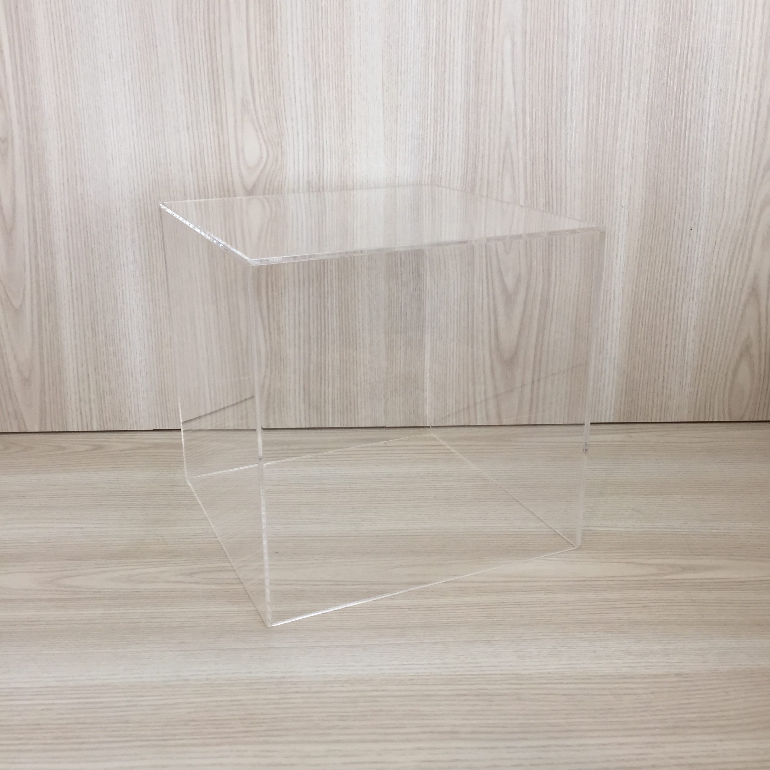 acrylic cake stand