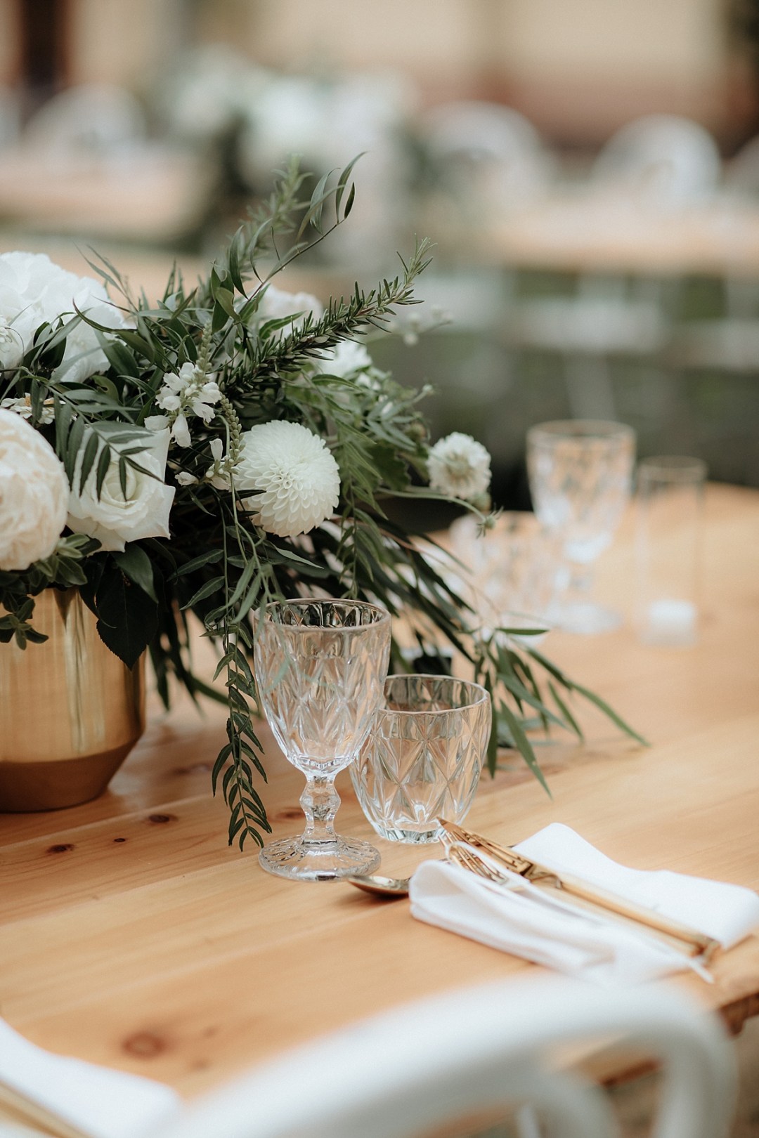 gold cutlery hire nz