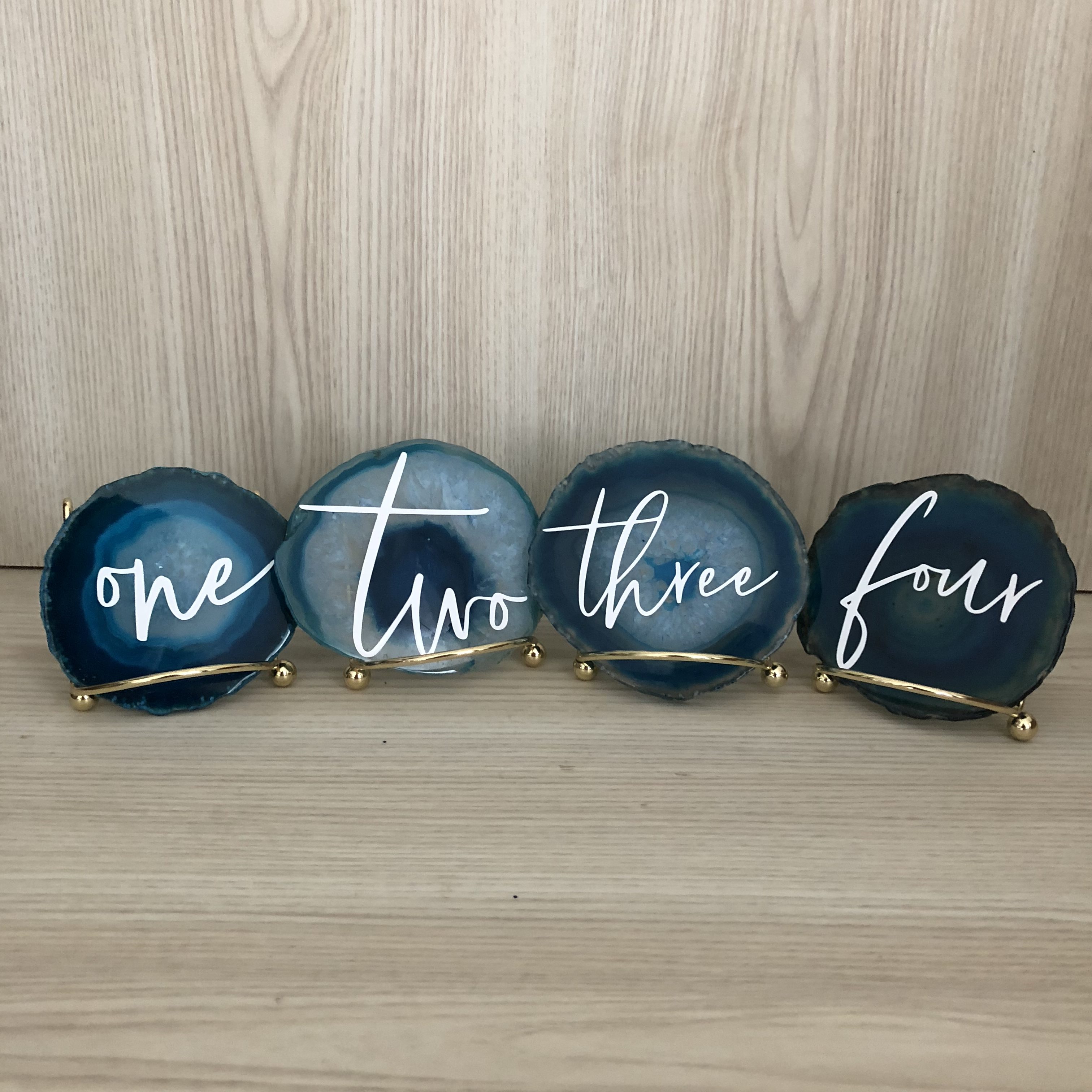 rent table numbers nz