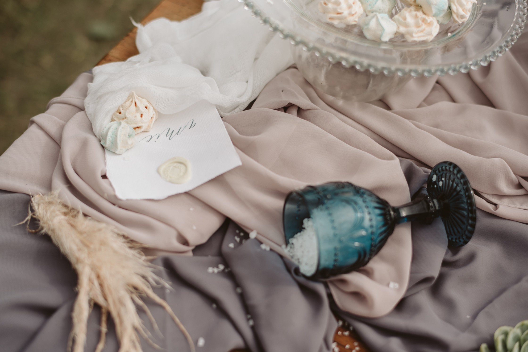 grey chiffon table runner hire nz