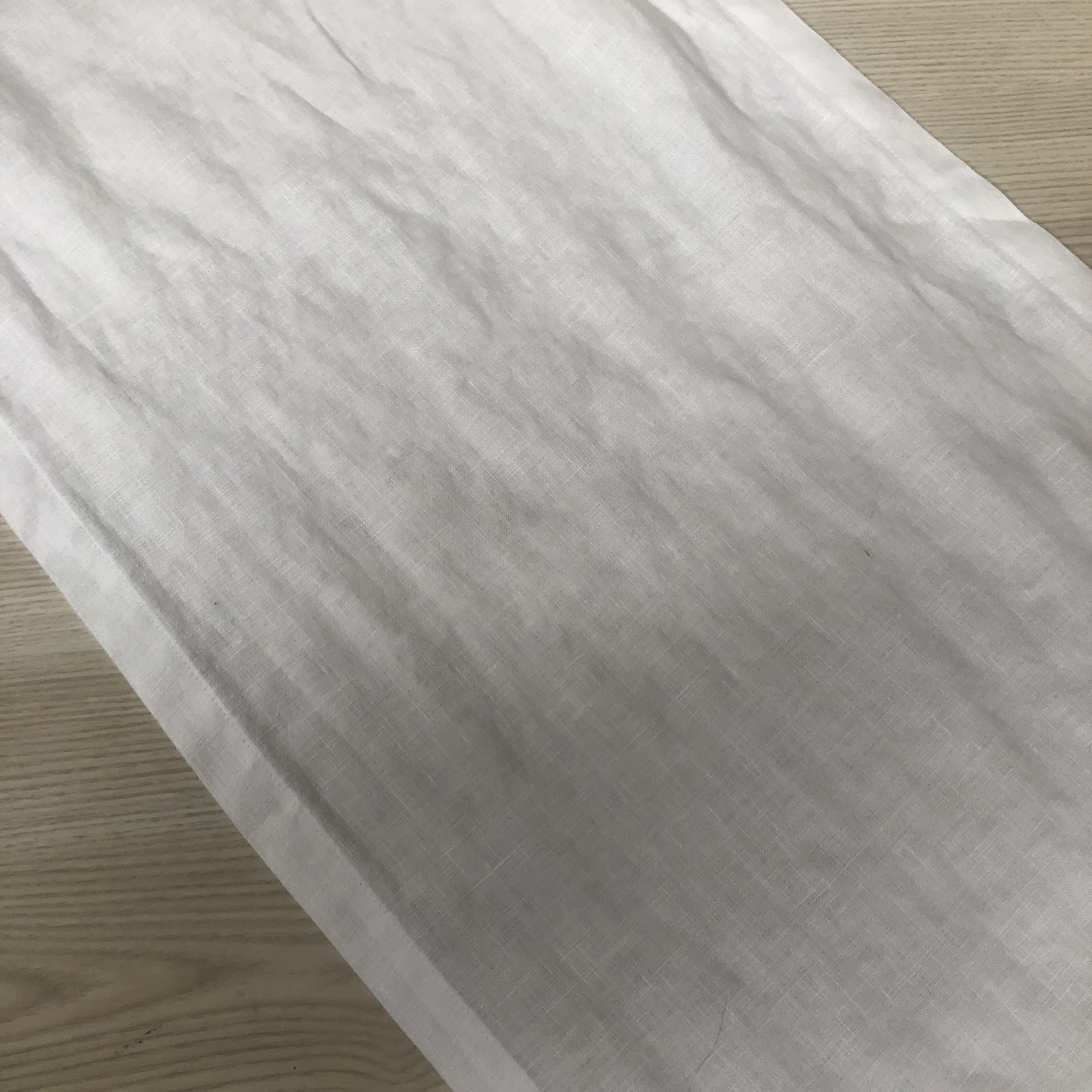 STONEWASH LINEN RUNNER WHITE