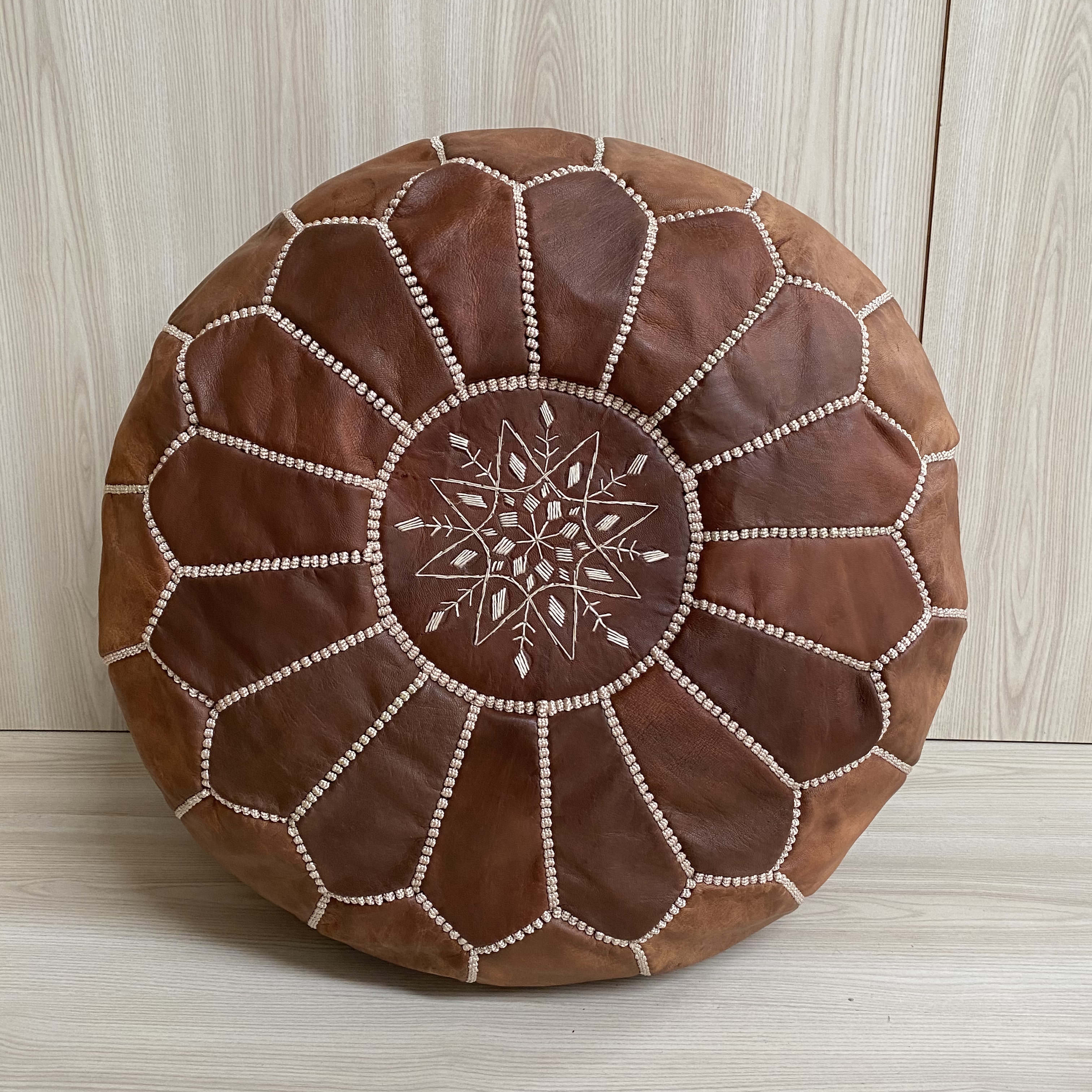 MOROCCAN POUFFE TAN
