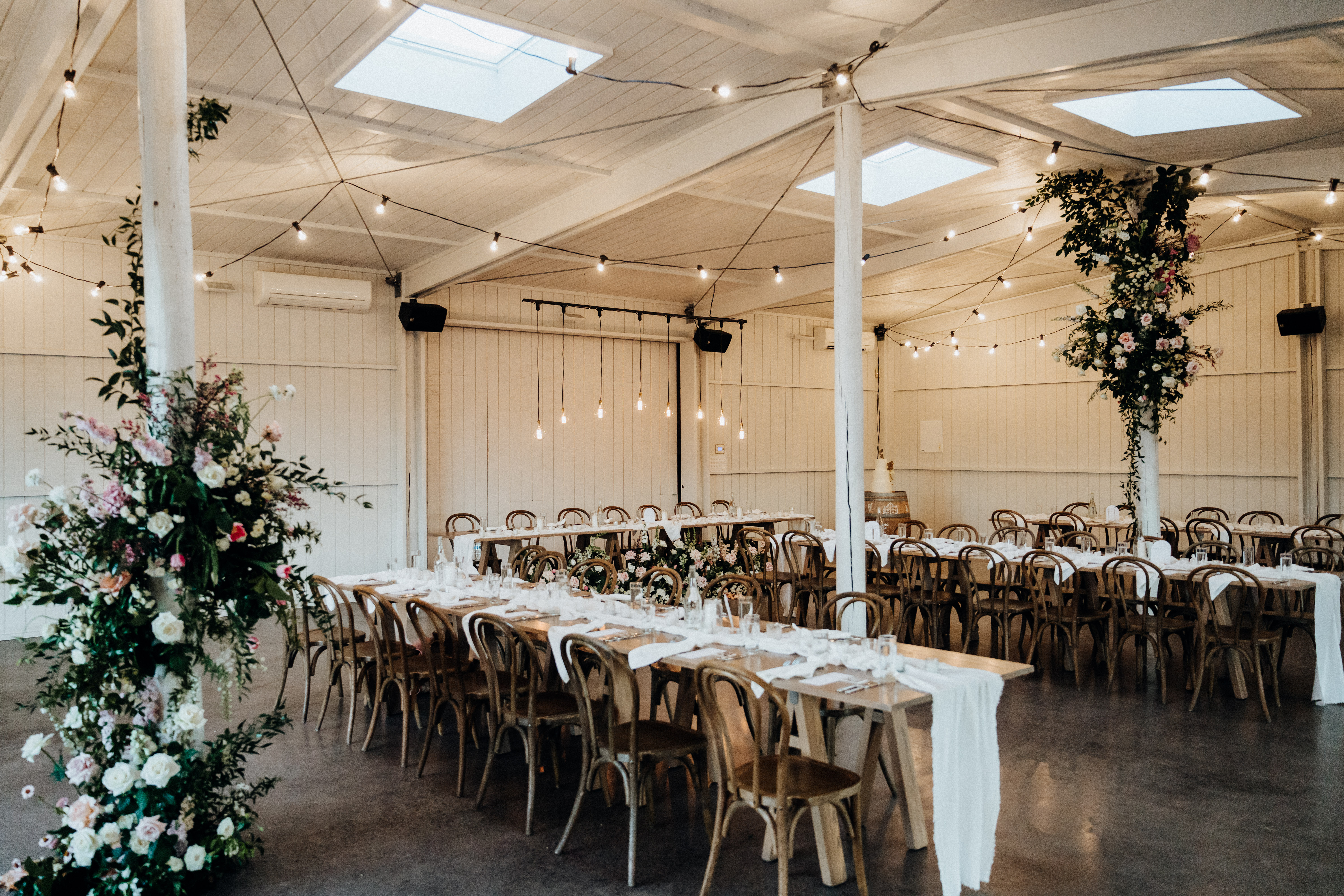 white table runner hire auckland nz