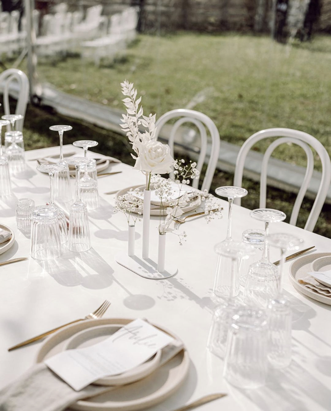 white minimalist vase hire auckland nz