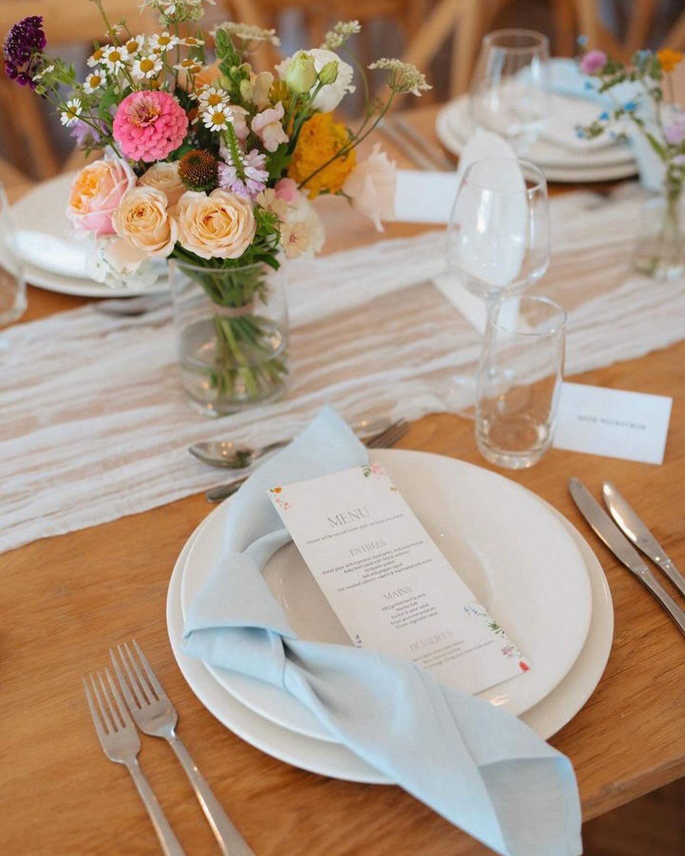 pale blue napkin hire nz